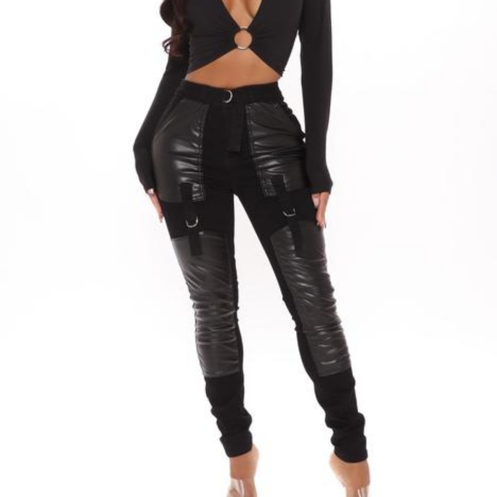 Fashion Nova jeans
